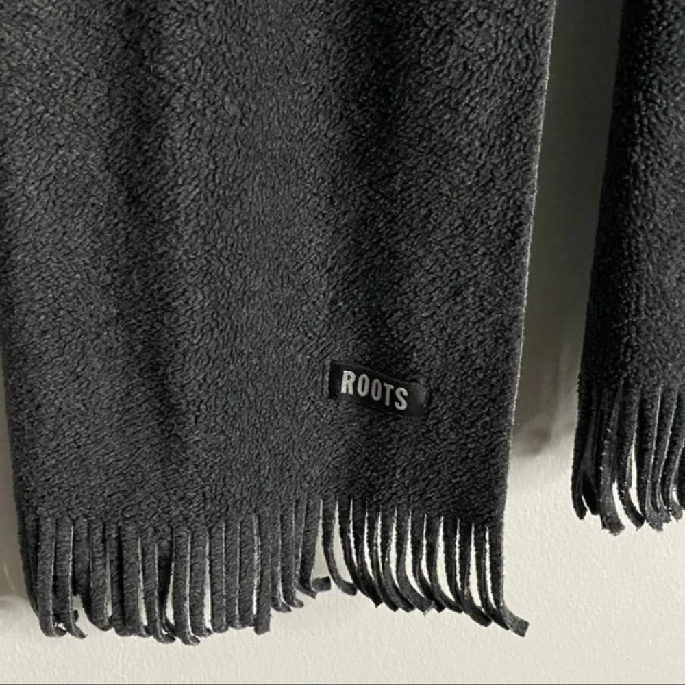Roots Charcoal Gray Soft Fleece Fringed Scarf